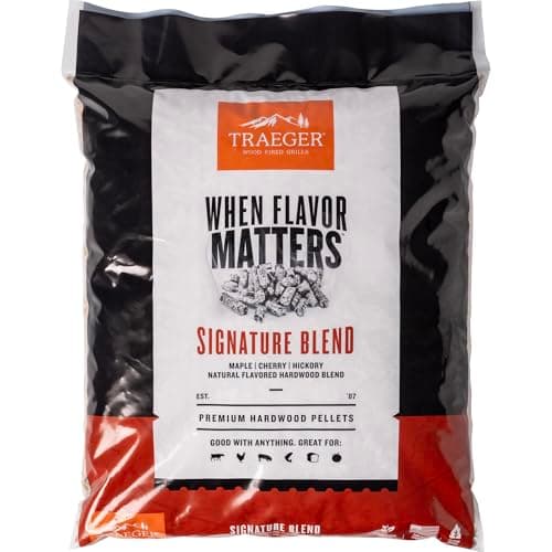 Traeger Signature Blend Hardwood Pellets (18 lb)